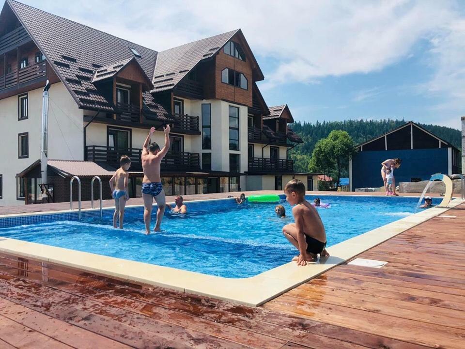 PolyanytSki Поляницький Буковель Экстерьер фото